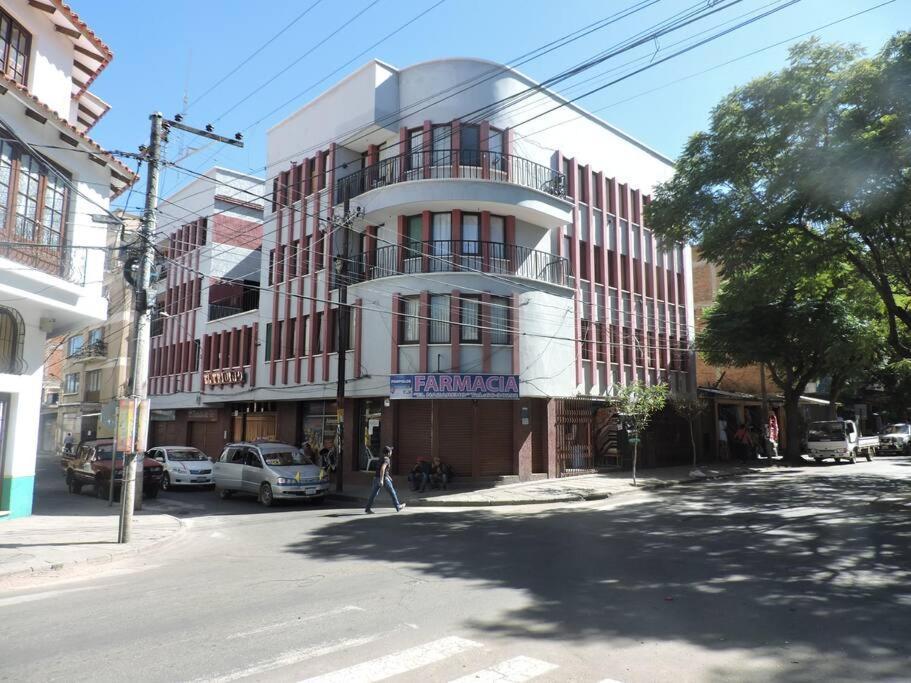 Estudio A Estrenar, Cerca De La Plaza Apartman Tarija Kültér fotó